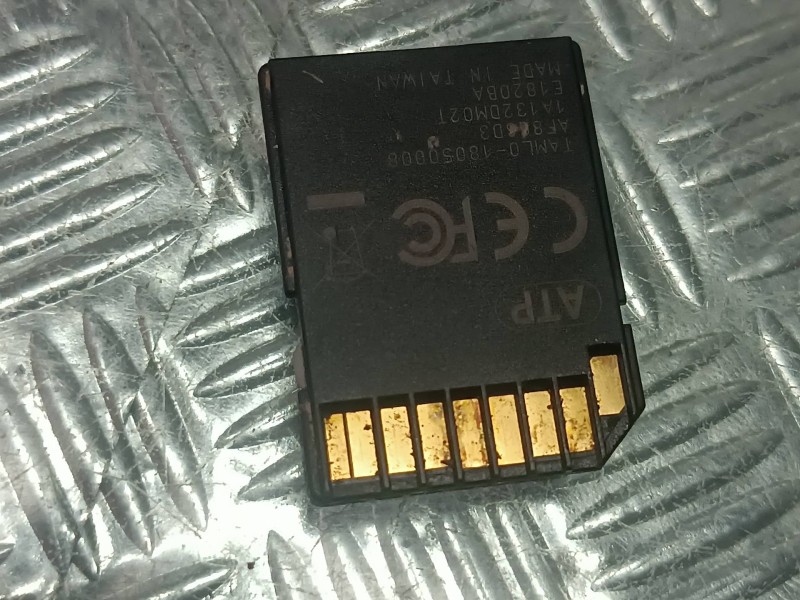 Recambio de pantalla multifuncion para renault zoe referencia OEM IAM 0355149666  ANATEL