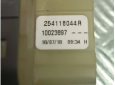 Recambio de mando elevalunas delantero izquierdo para renault zoe referencia OEM IAM 254118044R  CONECTOR 7 PINES 2