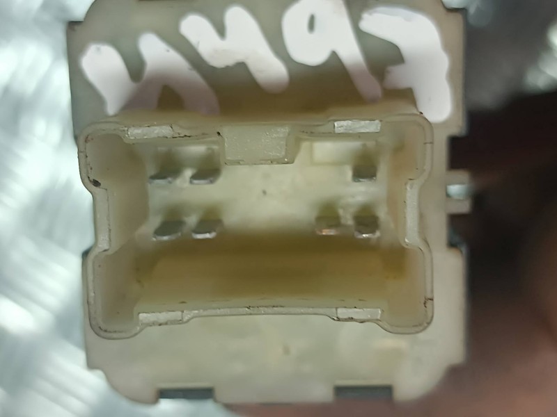 Recambio de mando elevalunas delantero izquierdo para renault zoe referencia OEM IAM 254118044R  CONECTOR 7 PINES