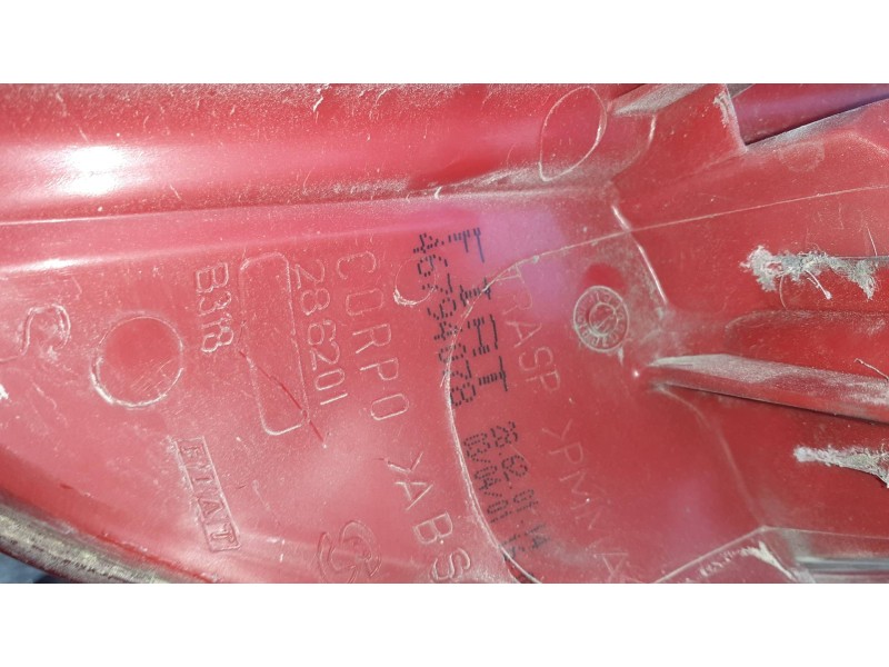 Recambio de piloto trasero izquierdo para fiat punto berlina (188) referencia OEM IAM 46794078  5 PINES