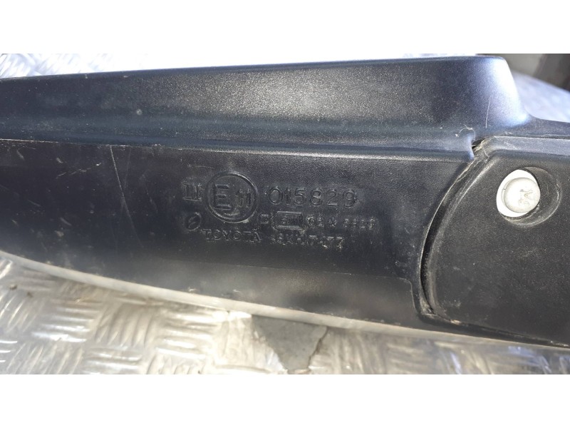 Recambio de retrovisor izquierdo para toyota avensis berlina (t25) referencia OEM IAM E11015829  ELECTRICO