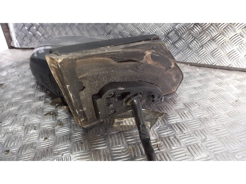 Recambio de retrovisor derecho para toyota avensis berlina (t25) referencia OEM IAM E11015829  ELECTRICO