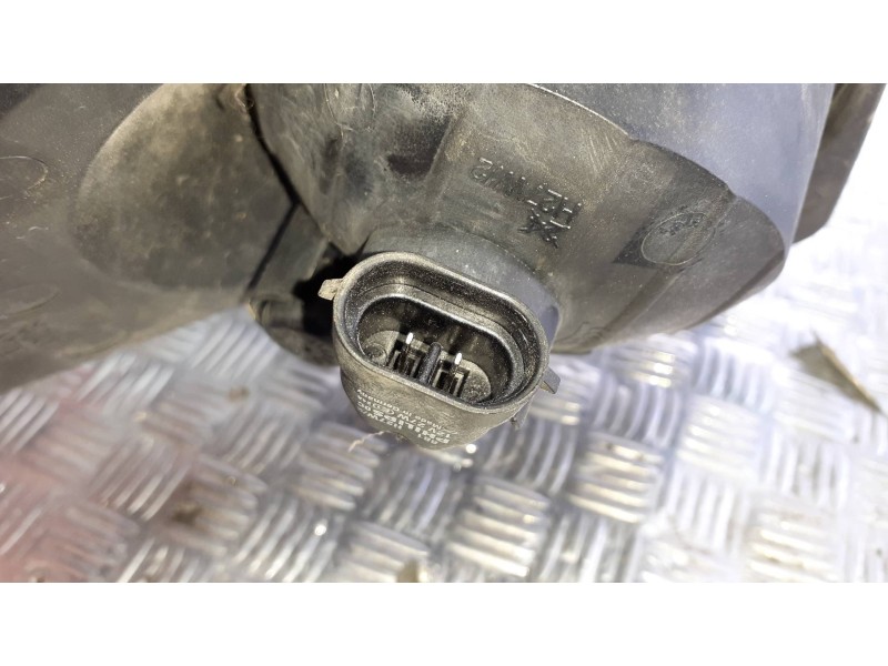 Recambio de faro antiniebla derecho para hyundai i30cw referencia OEM IAM E312543  2 PINES