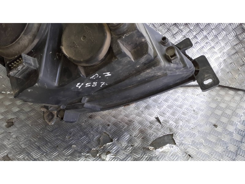 Recambio de faro izquierdo para citroen xsara berlina referencia OEM IAM 9638157980  