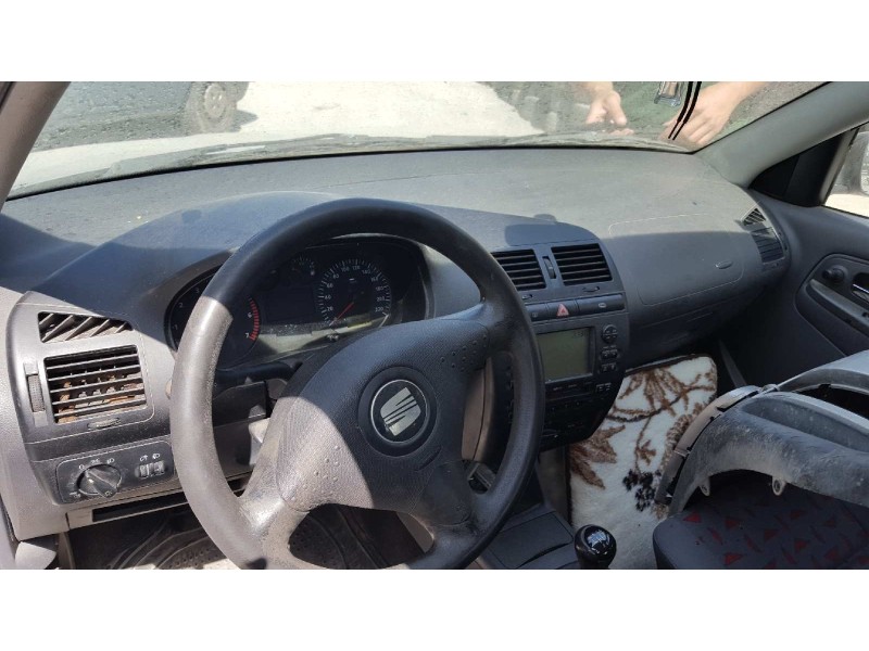 seat cordoba berlina (6k2) del año 2001