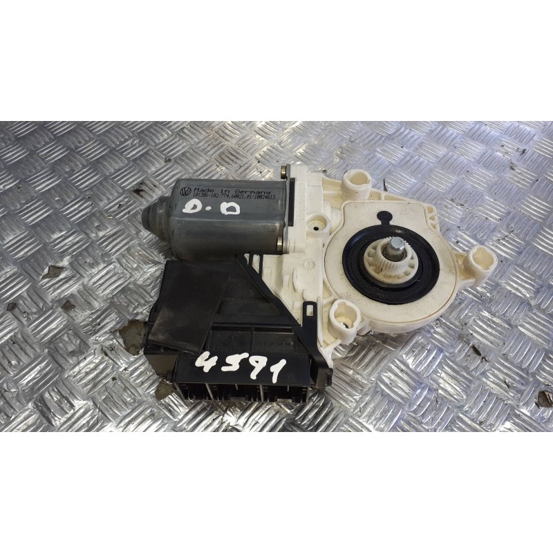 Recambio de motor elevalunas delantero derecho para seat cordoba berlina (6l2) referencia OEM IAM 101386102  