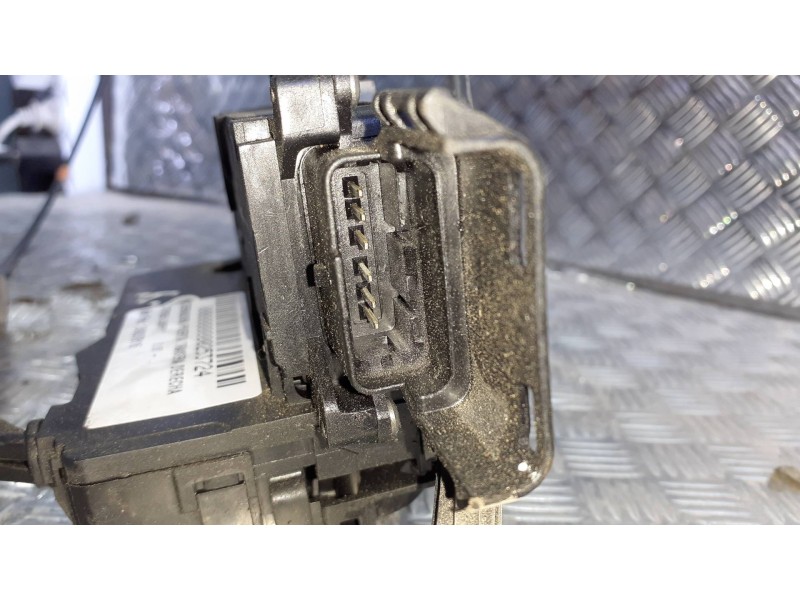 Recambio de cerradura puerta trasera derecha para citroen jumpy referencia OEM IAM 24097816 6 PINES ELECTRICA