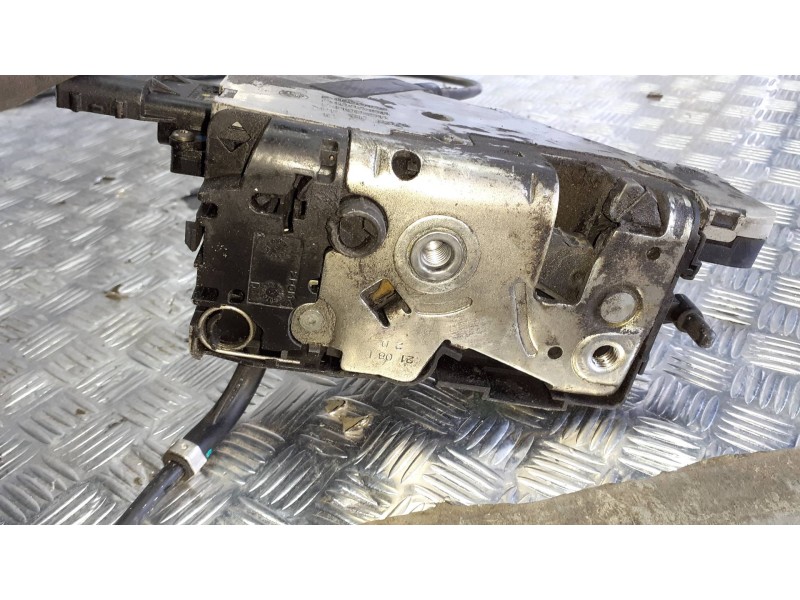 Recambio de cerradura puerta trasera derecha para citroen jumpy referencia OEM IAM 24097816 6 PINES ELECTRICA