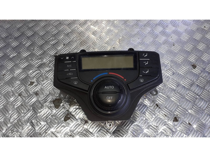Recambio de mando climatizador para hyundai i30cw referencia OEM IAM 972502R660  