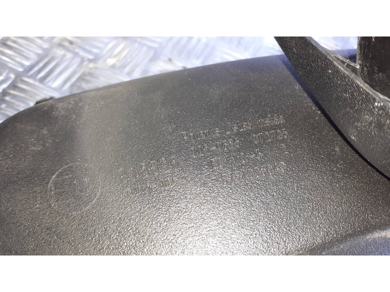 Recambio de espejo para toyota avensis berlina (t25) referencia OEM IAM 9050685 5 PINES ESPEJO INTERIOR