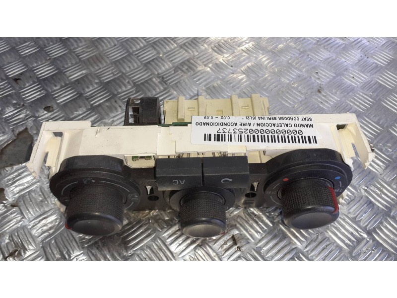 Recambio de mando calefaccion / aire acondicionado para seat cordoba berlina (6l2) referencia OEM IAM 6L0820045  