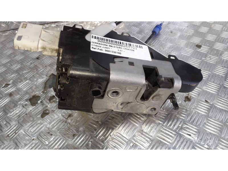 Recambio de cerradura maletero / porton para citroen jumpy referencia OEM IAM 9681336180 6 PINES ELECTRICA