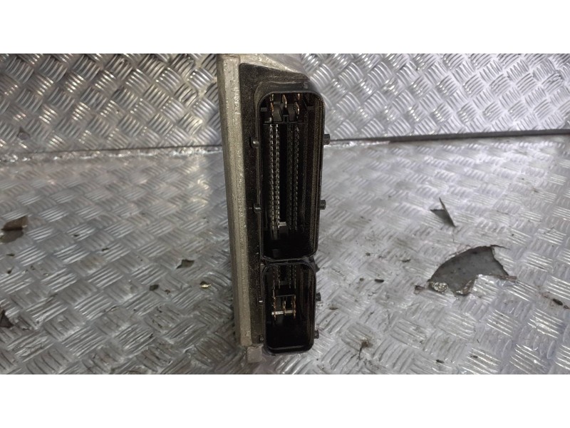 Recambio de centralita motor uce para seat cordoba berlina (6l2) referencia OEM IAM 036906034GM  6160106801