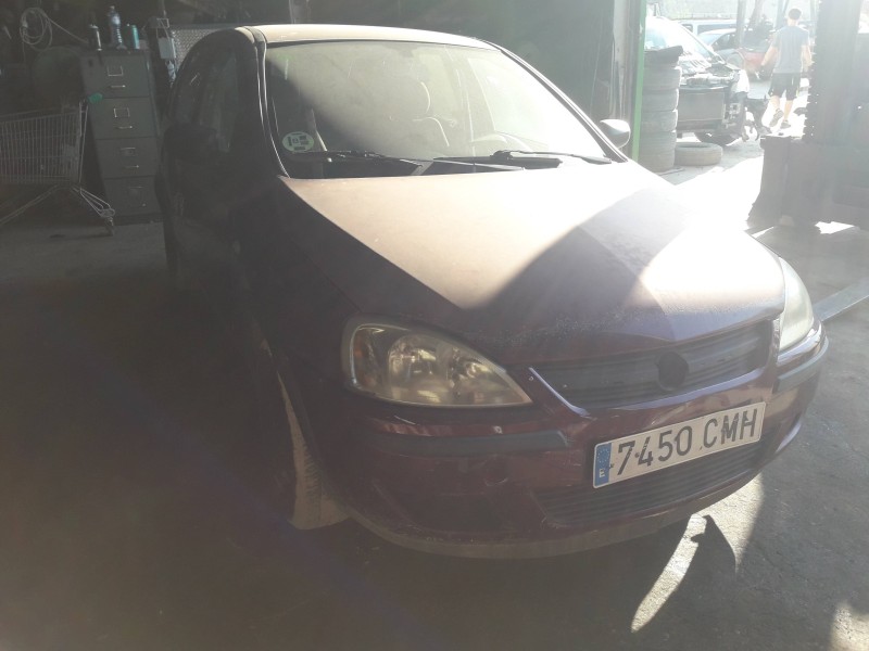 opel corsa c del año 2003
