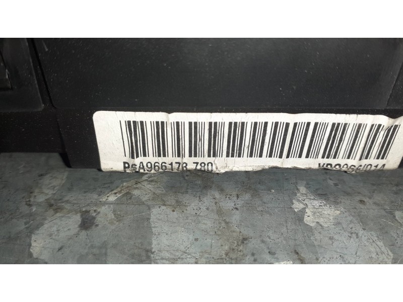 Recambio de cuadro instrumentos para citroen xsara picasso referencia OEM IAM 966178780  