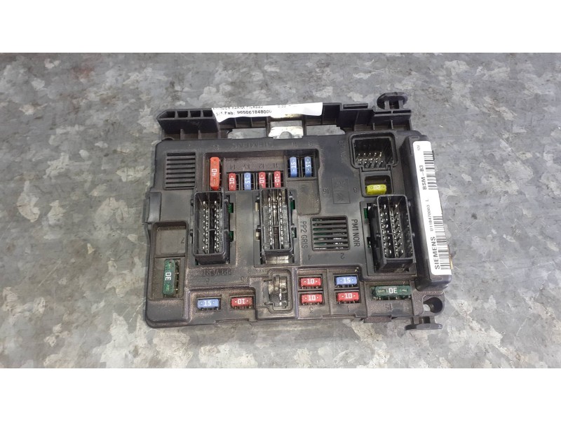 Recambio de caja reles / fusibles para citroen xsara picasso referencia OEM IAM 965061848000  BSM B3