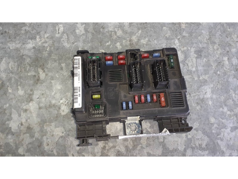 Recambio de caja reles / fusibles para citroen xsara picasso referencia OEM IAM 965061848000  BSM B3