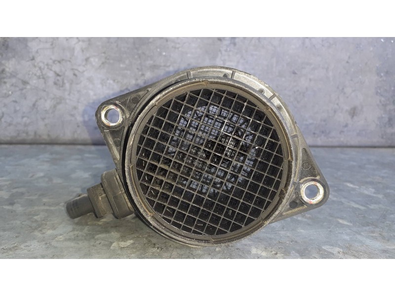 Recambio de caudalimetro para hyundai i30cw referencia OEM IAM 281642A500  9021050002