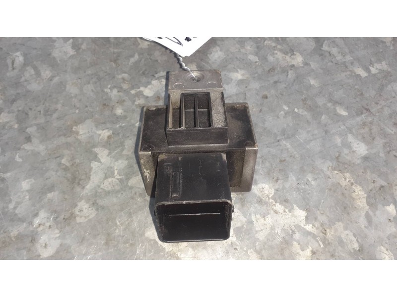 Recambio de caja precalentamiento para citroen xsara picasso referencia OEM IAM 9640469680  7 PINES