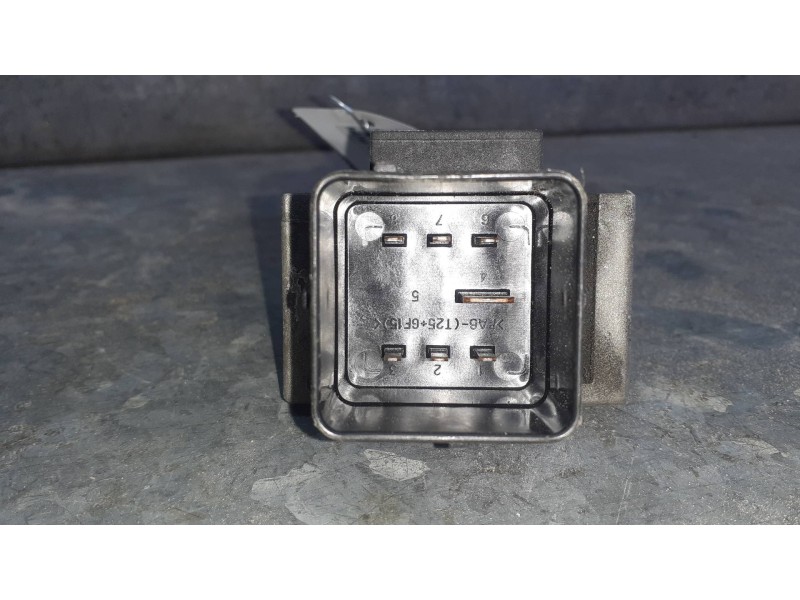 Recambio de caja precalentamiento para citroen xsara picasso referencia OEM IAM 9640469680  7 PINES