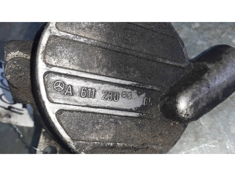 Recambio de bomba direccion para mercedes-benz clase c (w203) berlina referencia OEM IAM A6112300065  