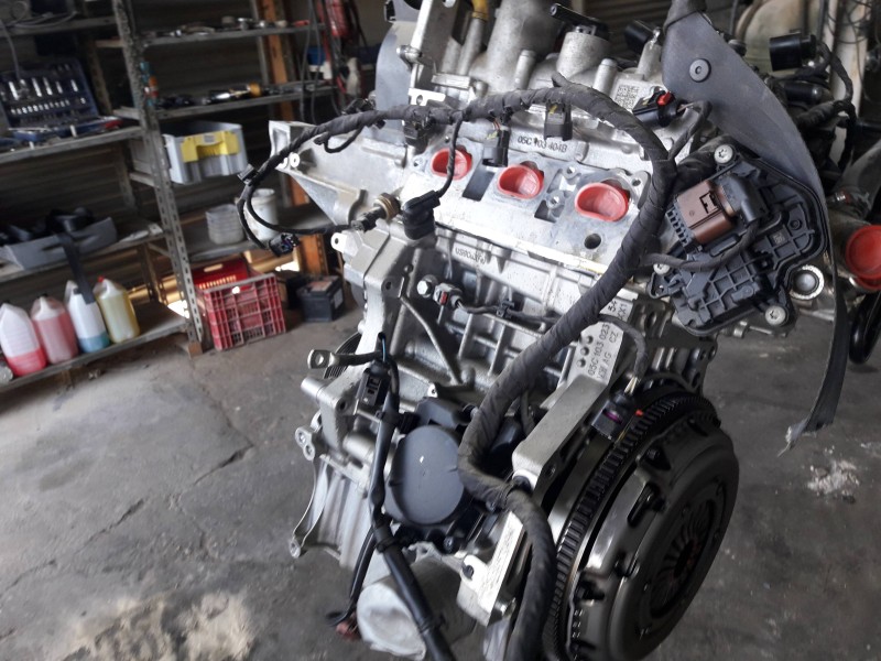 Recambio de motor completo para seat ibiza kj referencia OEM IAM DSG  