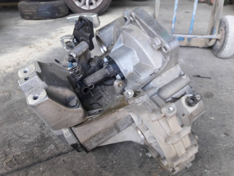 Recambio de caja cambios para seat ibiza kj referencia OEM IAM SND  