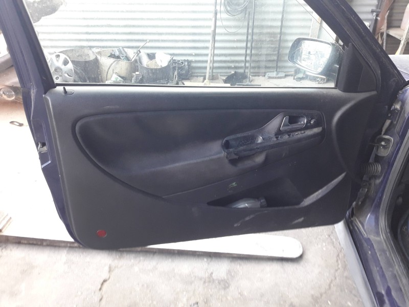 seat ibiza (6k1) del año 2001