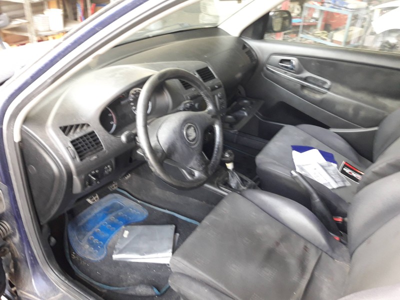 seat ibiza (6k1) del año 2001