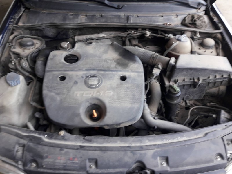 seat ibiza (6k1) del año 2001