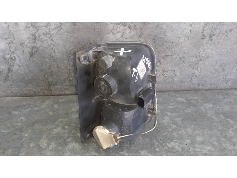 Recambio de piloto marcha atras para opel vivaro furgón/combi (07.2006 =>) referencia OEM IAM   