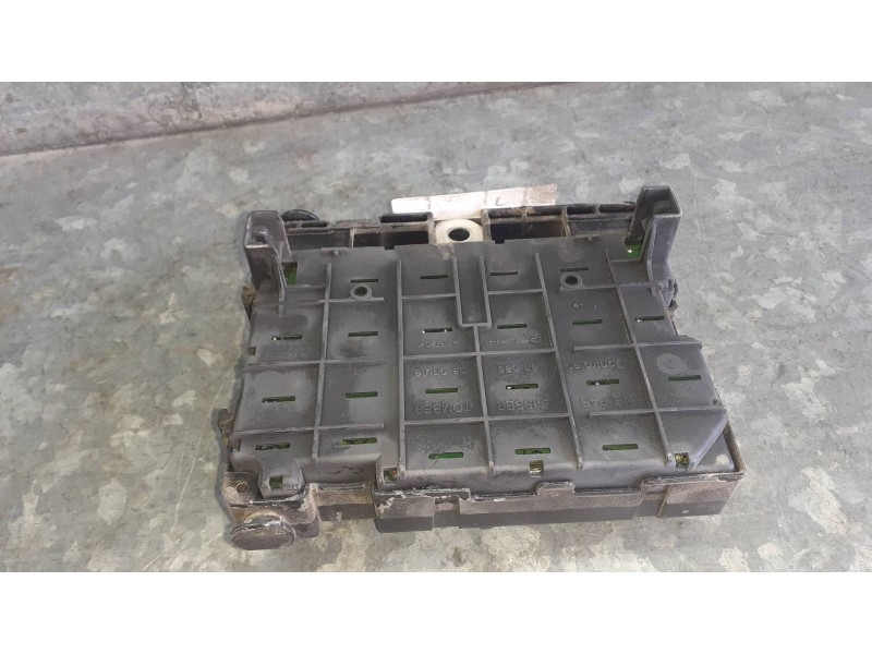 Recambio de caja reles / fusibles para peugeot 307 (s1) referencia OEM IAM 9650664180  BSM B2