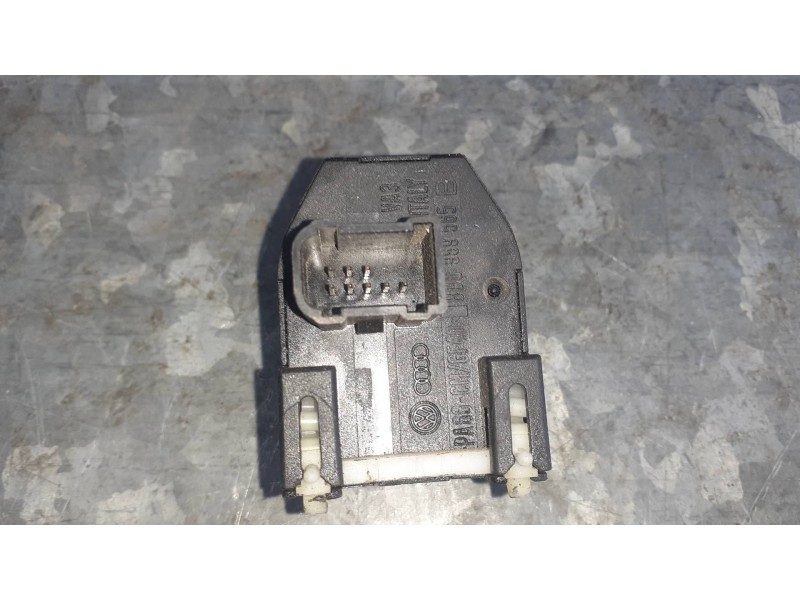 Recambio de mando retrovisor para audi a3 (8l) referencia OEM IAM 8D0959565  8 PINES