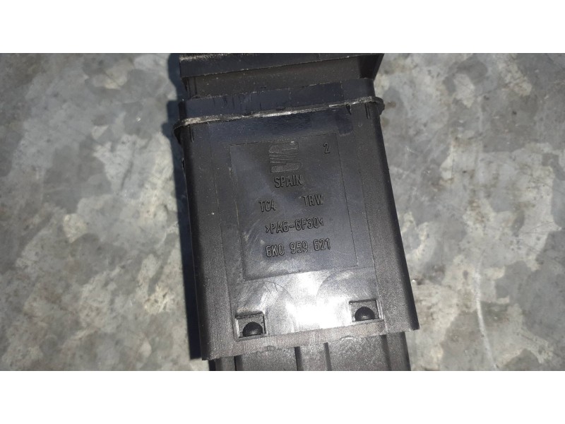 Recambio de interruptor para seat ibiza (6k1) referencia OEM IAM 6K0959621  ANTIVAHO