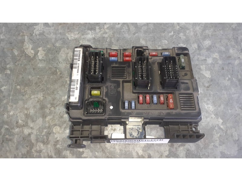 Recambio de caja reles / fusibles para citroen xsara picasso referencia OEM IAM 9650618480  BSM B3