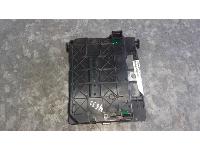 Recambio de caja reles / fusibles para citroen xsara picasso referencia OEM IAM 9650618480  BSM B3