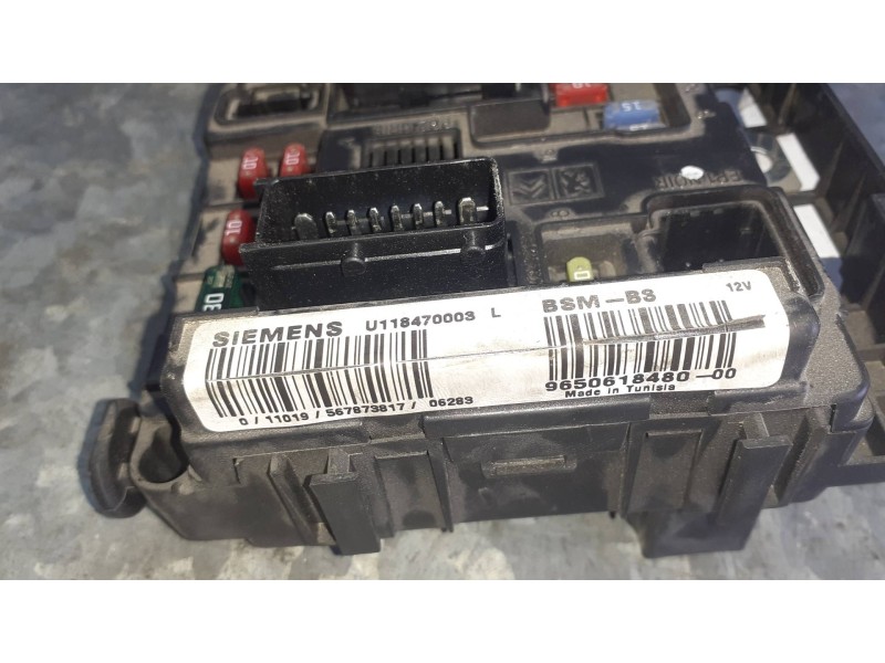 Recambio de caja reles / fusibles para citroen xsara picasso referencia OEM IAM 9650618480  BSM B3