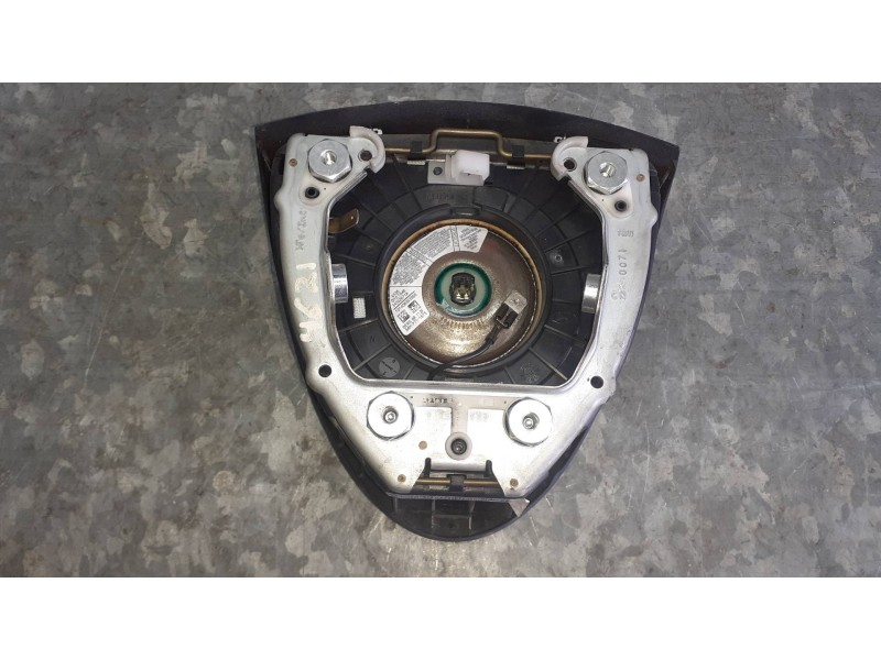 Recambio de airbag delantero izquierdo para hyundai i30cw referencia OEM IAM 569002R000  