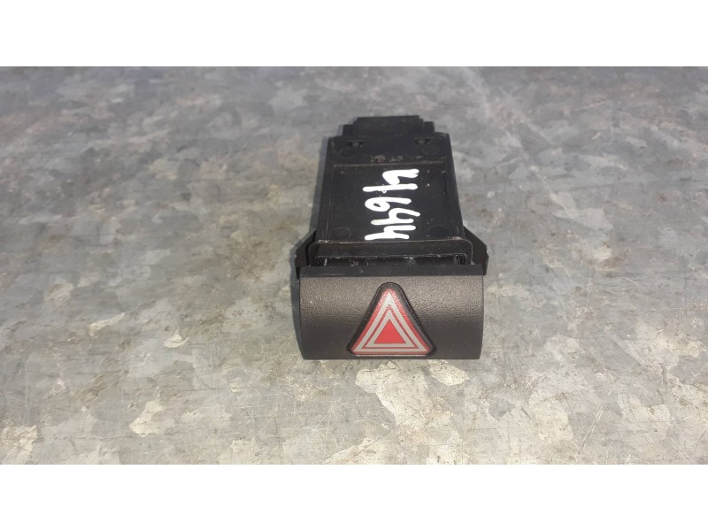 Recambio de warning para seat ibiza (6k1) referencia OEM IAM 6K0953235  