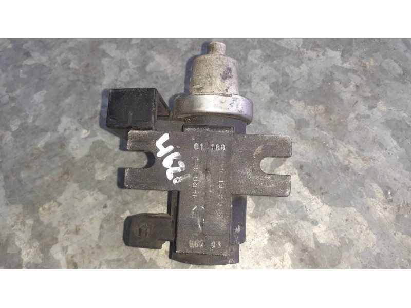 Recambio de valvula aire adicional para hyundai i30cw referencia OEM IAM 897219  2 PINES