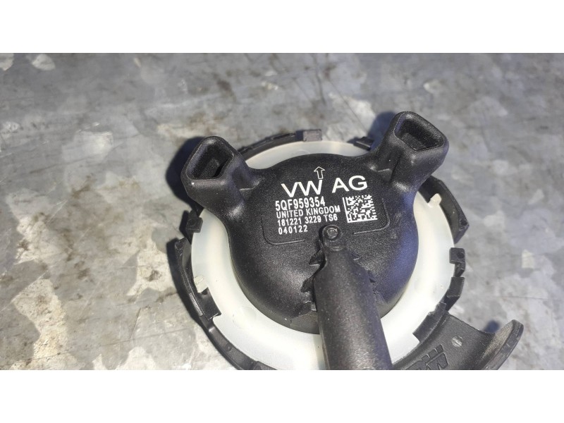 Recambio de sensor colision / impacto para seat ibiza kj referencia OEM IAM 5QF959354 DELANTERO IZQUIERDO 2 PINES