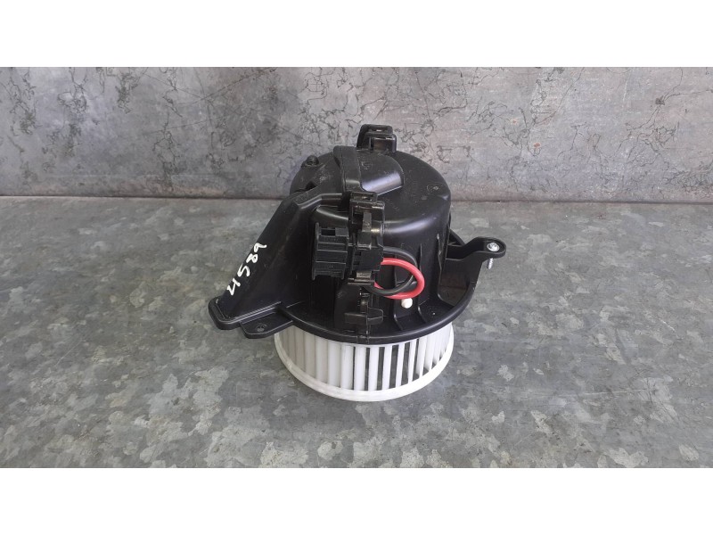 Recambio de ventilador calefaccion para seat ibiza kj referencia OEM IAM 2Q1819021  2 PINES