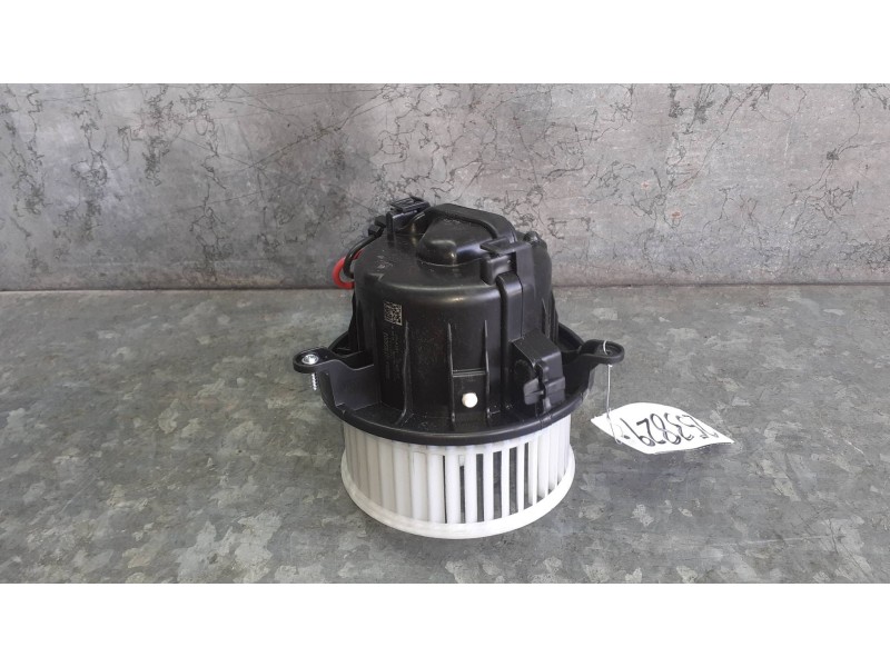 Recambio de ventilador calefaccion para seat ibiza kj referencia OEM IAM 2Q1819021  2 PINES