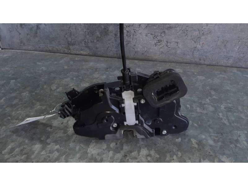 Recambio de cerradura puerta delantera derecha para seat ibiza kj referencia OEM IAM 10B837016B 5 PINES ELECTRICA