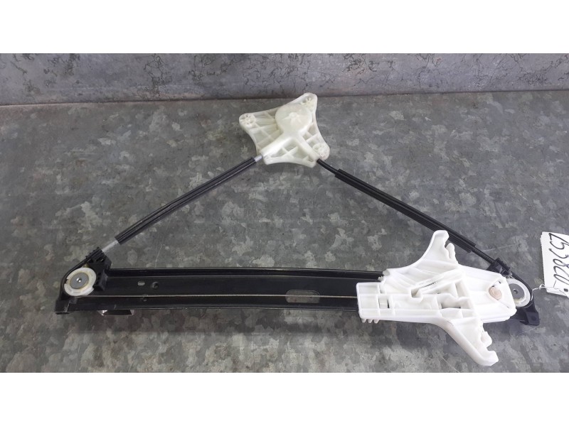 Recambio de elevalunas trasero izquierdo para seat ibiza kj referencia OEM IAM 6F0839451C  ELECTRICO