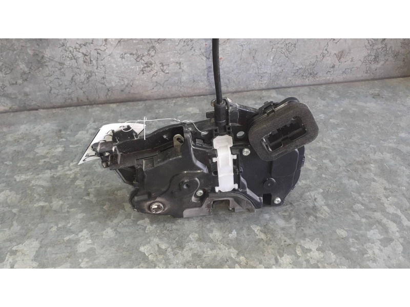 Recambio de cerradura puerta trasera derecha para seat ibiza kj referencia OEM IAM 10A839016B 5 PINES ELECTRICA