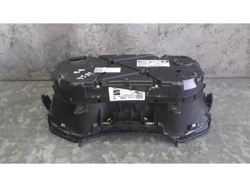 Recambio de cuadro instrumentos para seat ibiza kj referencia OEM IAM 6F0920740D  A3C09478301