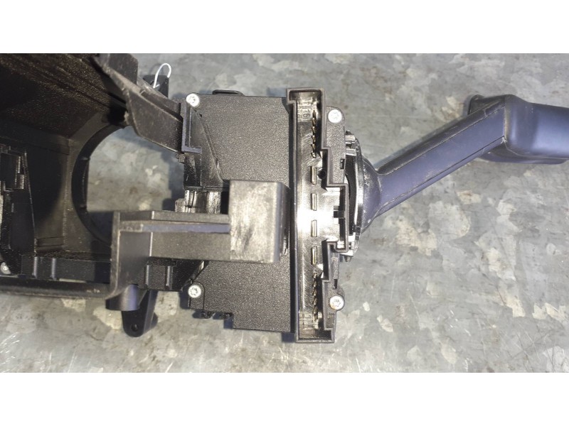 Recambio de mando multifuncion para seat ibiza kj referencia OEM IAM 2Q1953507L  1S0953223