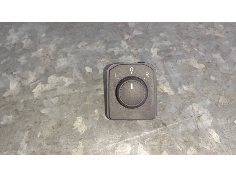 Recambio de mando retrovisor para seat ibiza kj referencia OEM IAM 6F0959566  10 PINES