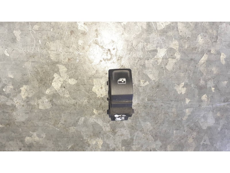 Recambio de mando elevalunas trasero derecho para seat ibiza kj referencia OEM IAM 5Q0959855P  4 PINES